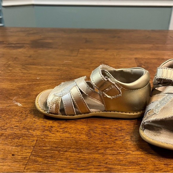 Livie & Luca unicorn leather sandals size 8 gold rose gold - Picture 3 of 9